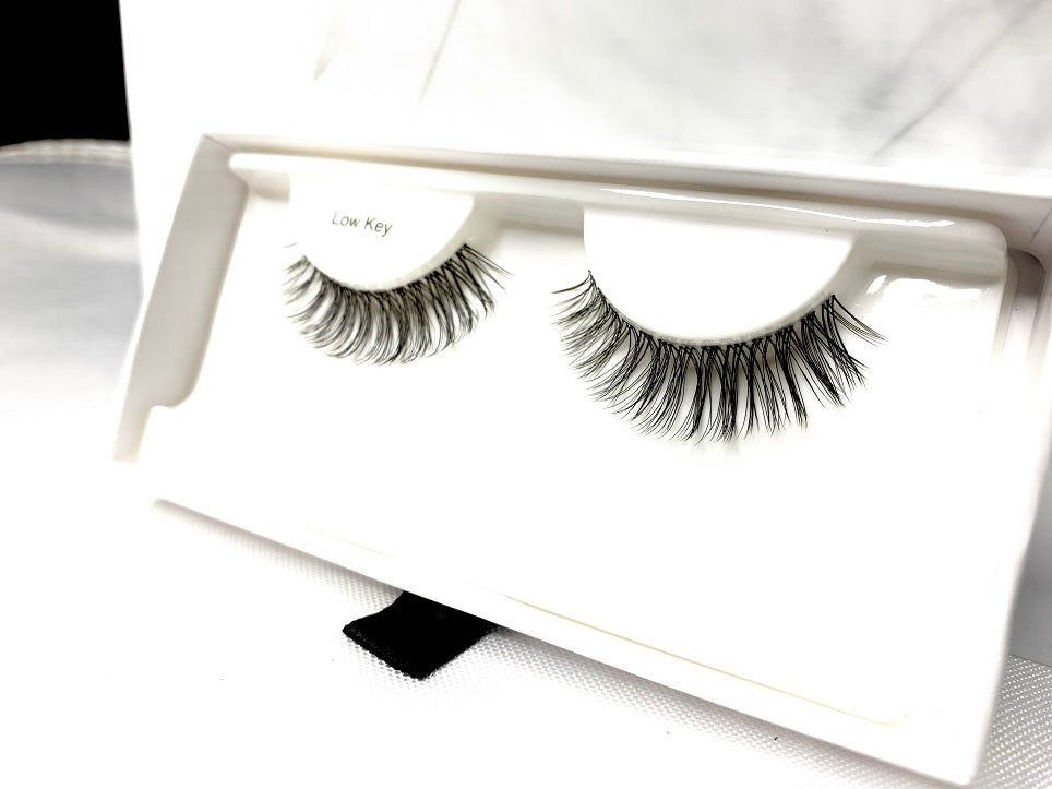 low key strip lashes side view