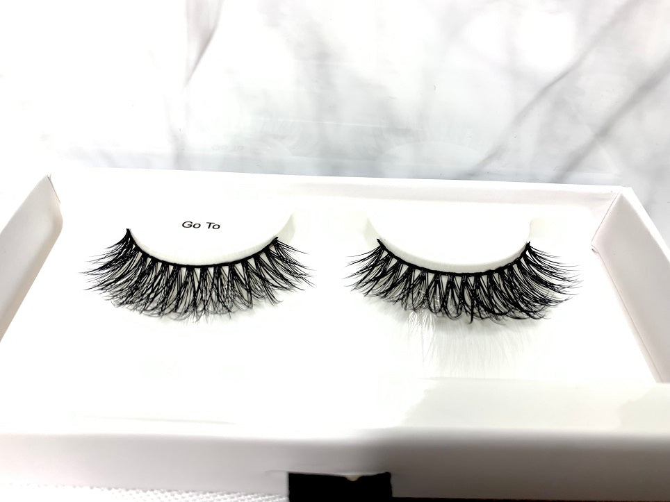 go to strip lashes front view